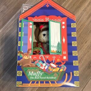 NIB Muffy the Red-Nosed Reindeerr Muffy Vanderbear Bear 1996 Limited Edition.